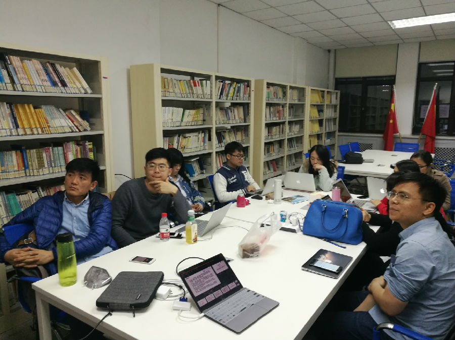 教研院a?教育工作大家谈a?系列活动(之?????:教研硕16党支部热议a????5次教育工作讨论会a??.jpg